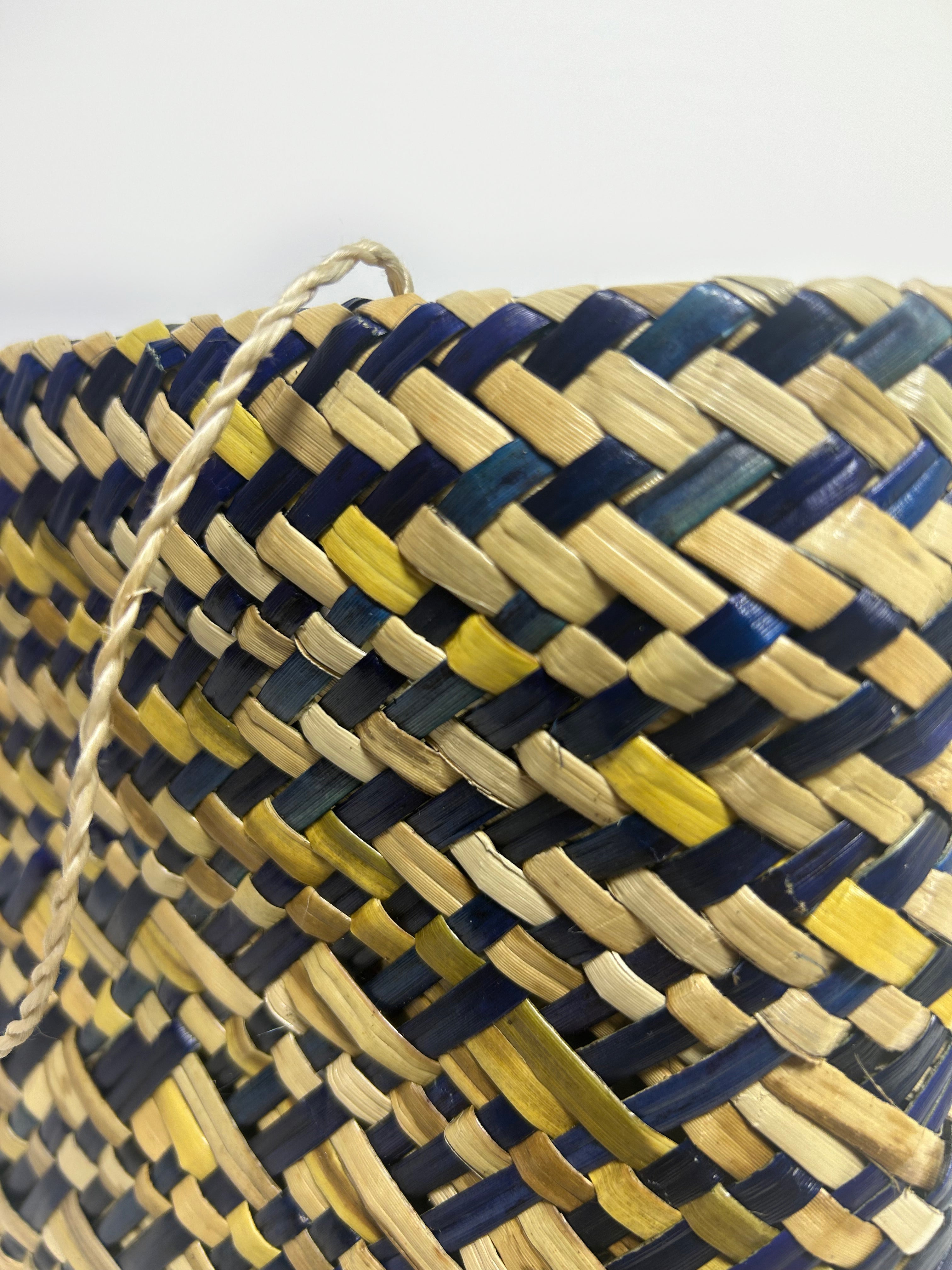 Kete Whakairo - Kahurangi and Natural Harakeke